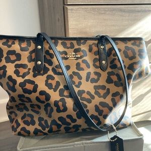 Coach leopard print tote
